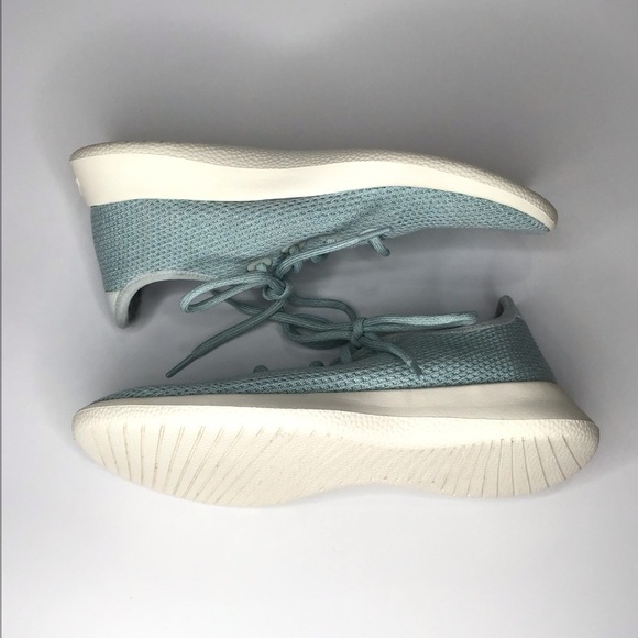 ALLBIRDS Tree Runner Sneaker in Clarity Blue. - Picture 6 of 11